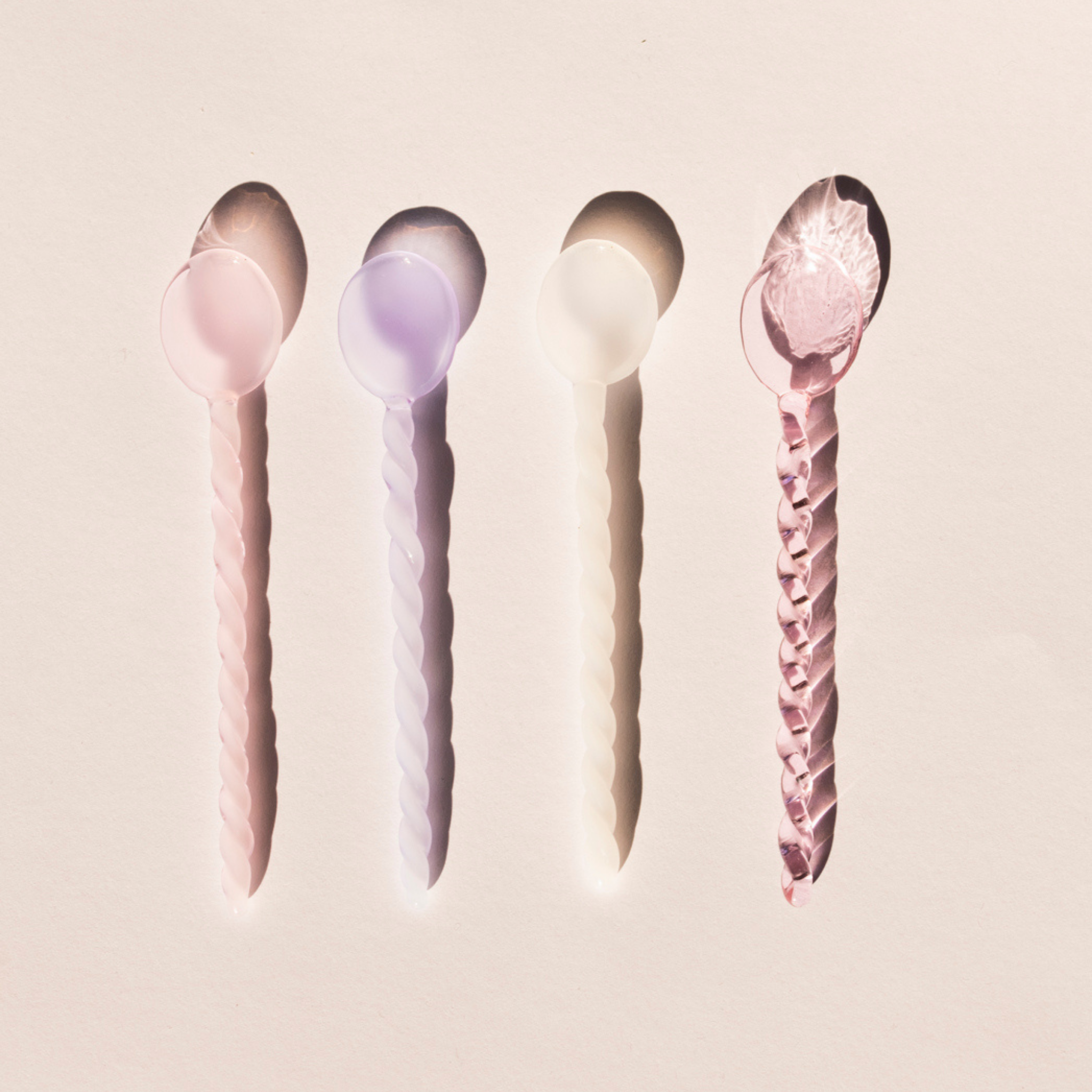 Lepelclub Set of Four Pastel Twisted Spoons Made of 15 cm Bo - Maeva Studio